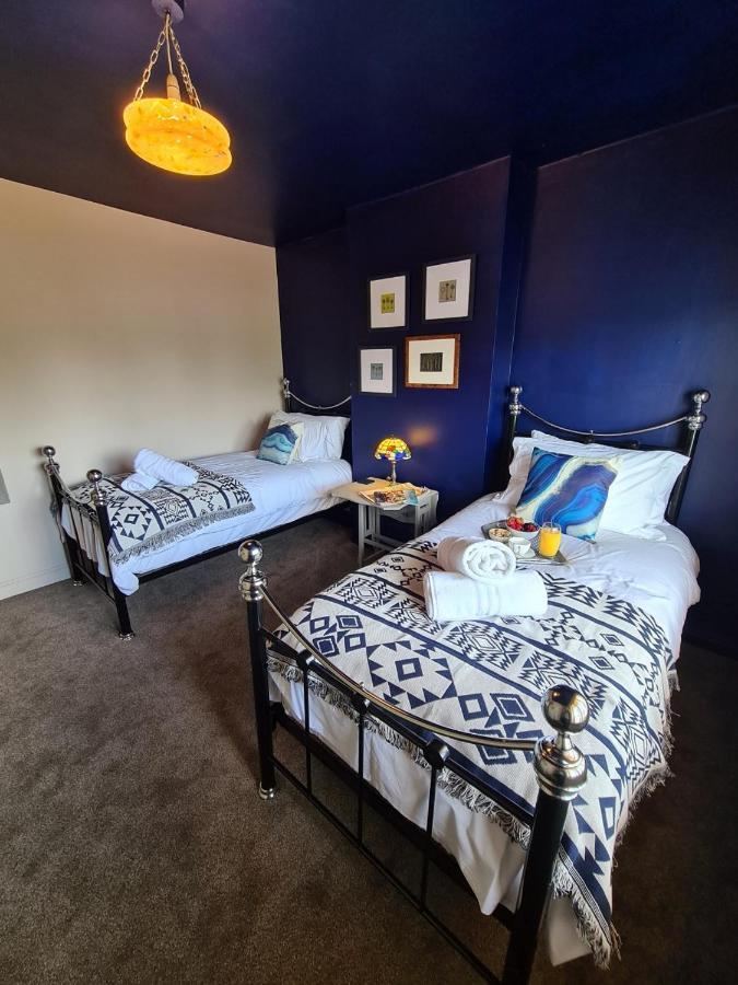 Rumer Hill House A Unique Boutique Styled Place To Stay In Cannock Close To A5 The Mcarthur Glen Outlet Great Wyrley Esterno foto