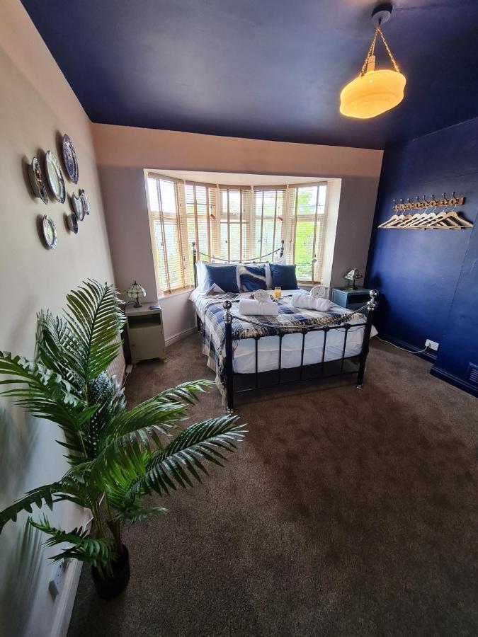 Rumer Hill House A Unique Boutique Styled Place To Stay In Cannock Close To A5 The Mcarthur Glen Outlet Great Wyrley Esterno foto